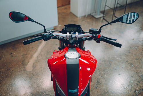 Benelli Tnt 150i Financia En 60 Cuotas Delcar Motos ®