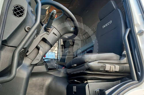 Imagem 8 de 23 de Iveco Stralis 360 Automático - 4x2 -17/18 - Rod. Seminovos.