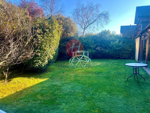 Casa En Venta De 4 Dorm. En Temuco