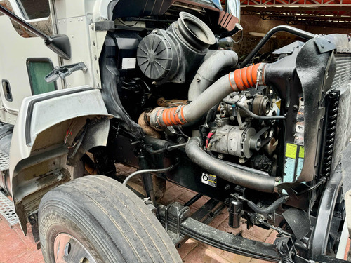 Camión De Volteo Kenworth T300 14m Nacional