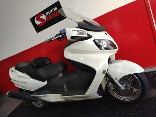 Suzuki Burgman 650 2011 Branca Branco