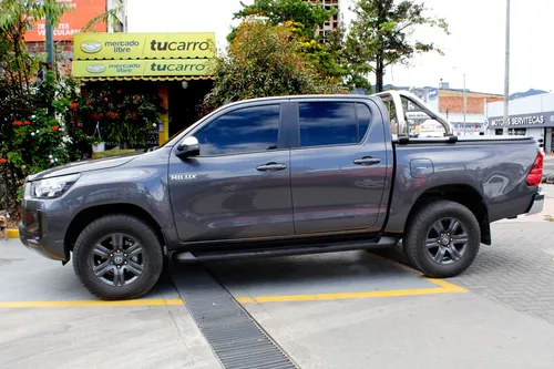 Toyota Hilux 2.4 Mt Diesel 4x4