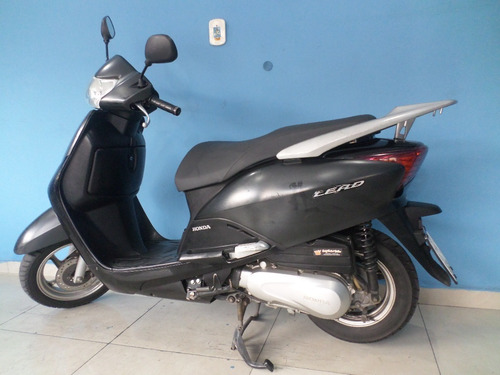 Imagem 1 de 7 de Honda Lead