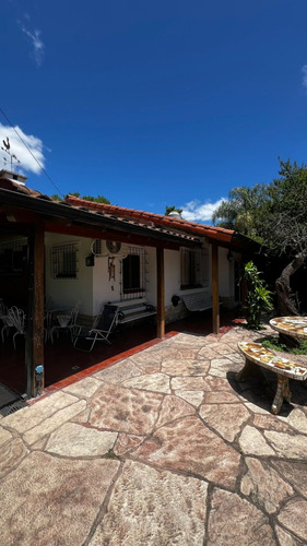 Casa En Venta - Merlo