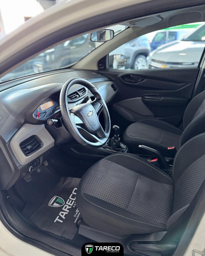 Chevrolet Onix 1.0 8V Flex 5p Mec.