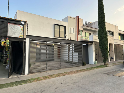 Residencia En La Cima De Zapopan 3 Rec Un Estudio 3 Baños Completos