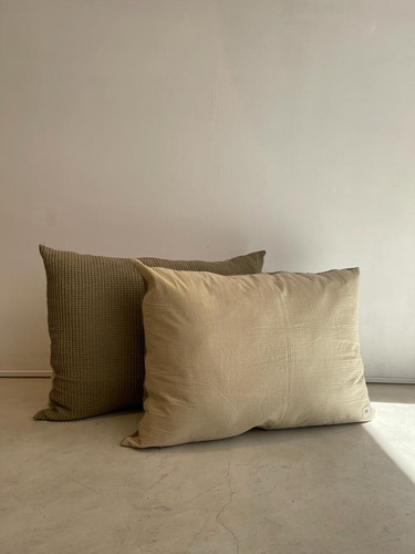 Imagen 2 de 2 de Almohadón Nido Espalda Tussor 80x60 Cm Pura Home