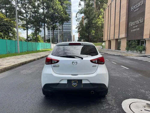 Mazda 2 Grand Touring LX