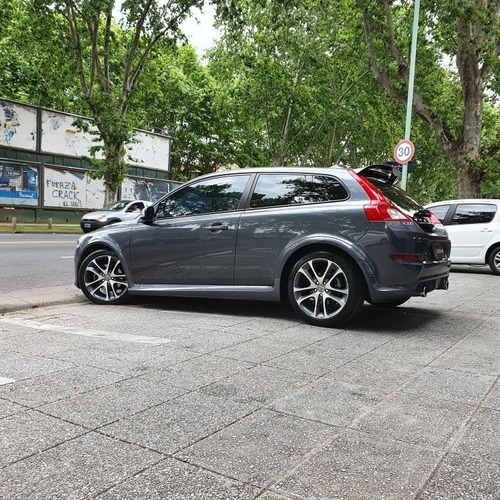 Volvo C30 T5 R-design 255hp 2012 Dissano Automotores