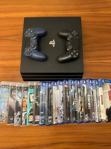 VENDO] PS4 PRO com 2 controles e jogo