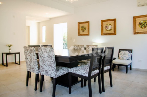 Imagen 2 de 30 de Casa En Venta En Barrio Cerrado Moreno