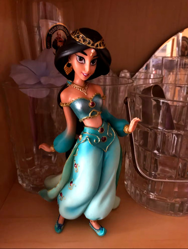 Figura De Resina Princesa Jazmín, Elegancia Y Encanto Real