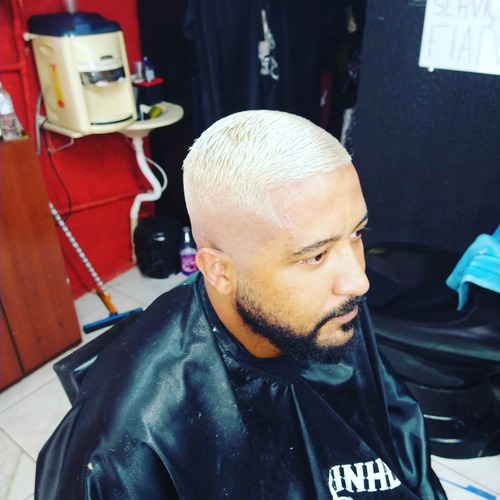 Imagem 3 de 5 de Godinho Barbearia