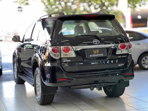 Toyota Hilux SW4 3.0 Srv 5l 4x4 Aut. 5p