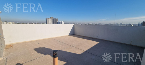 Venta Departamento De 4 Ambientes Con Cochera Y Balcón En Avellaneda