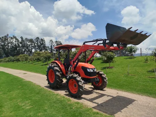 Tractor Kubota M7040