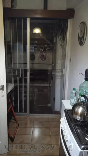 Casa En Venta 2 Dormitorios, 1 Baño, Balcón, Azotea Y Garaje-josé Antonio Cabrera -unión