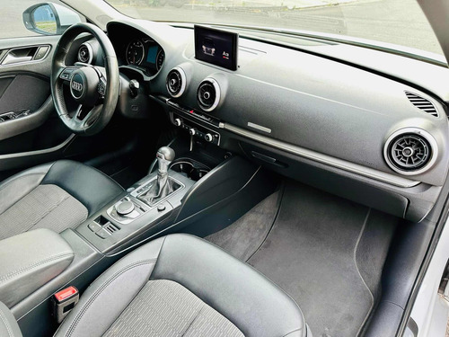 Audi A3 1.4 Sedán Select At Dsg