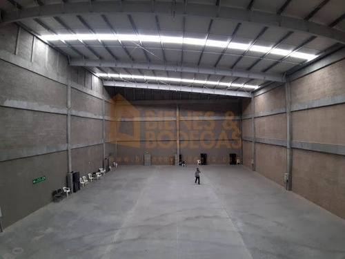 Bodegas En Arriendo Girardota 643-5190