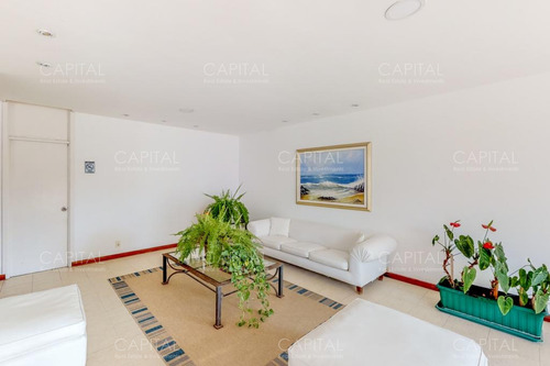 Apartamento En Venta De Un Dormitorio En Punta Del Este