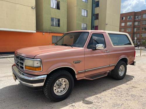 Ford Bronco 5.0 Xlt