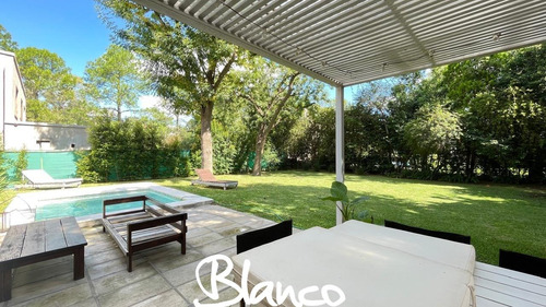 Casa En Venta En Los Cardales Country Club, Campana, G.b.a. Zona Norte
