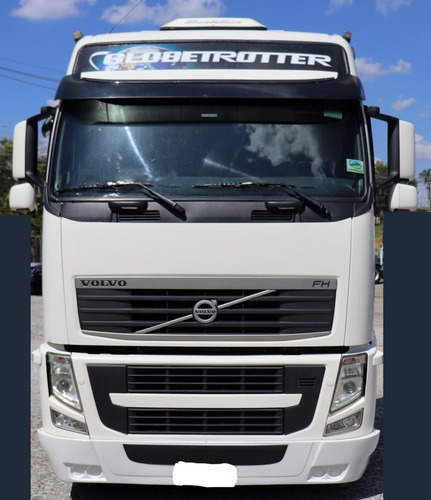 Imagem 5 de 10 de Volvo - Fh 460 - 6x2 - 2014 - Branco - Teto Alto - Filé.