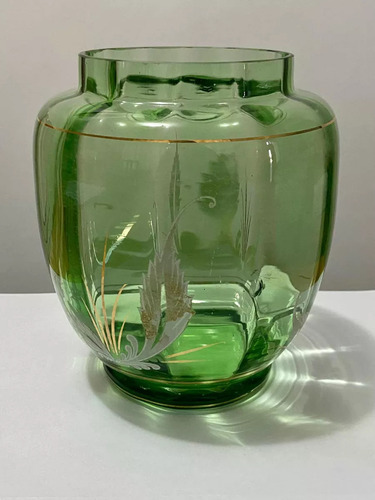 Vaso Antigo De Vidro Com Desenhos Cor Verde E Dourado (Usado)
