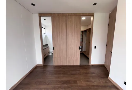 101m2 Apartamento En Envigado