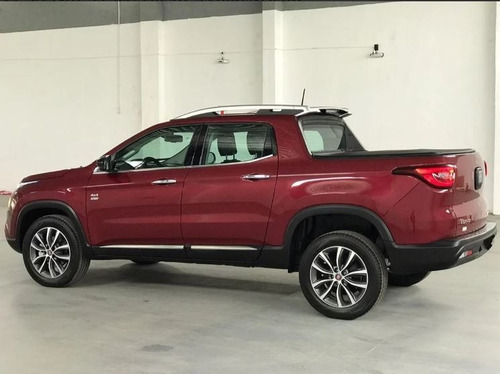 Imagen 2 de 13 de Fiat Toro 0km 2022 4x4 4x2 Freedom Volcano - Tomo Usado B