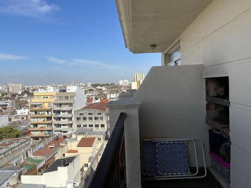 Imagen 12 de 17 de Monoambiente Con Cocina Separada Y Balcon Con Parrilla - Villa Del Parque