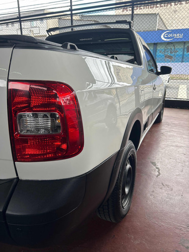 Volkswagen Saveiro 1.6 Cab. Simples Total Flex 2p
