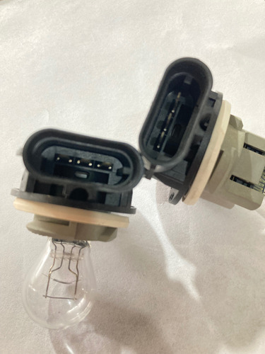 Socket Calavera Trasera Ford Original Ambos Lados Blanco