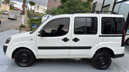 Fiat Doblo 1.8 16v Essence 7l Flex 5p 5 marchas