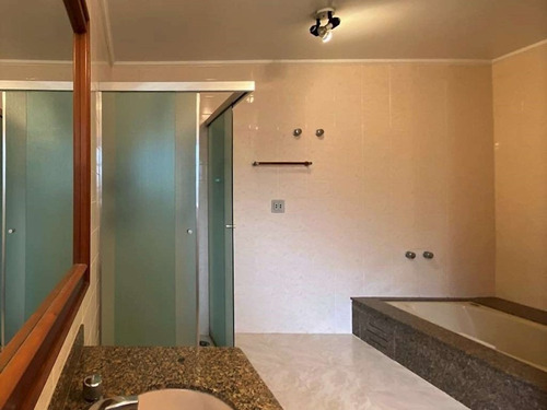 Imagem 25 de 30 de Inpla - Linda Casa, 4d(2sts),otima Localizacao, Lareira, Piscina, Gourmet! - 1733