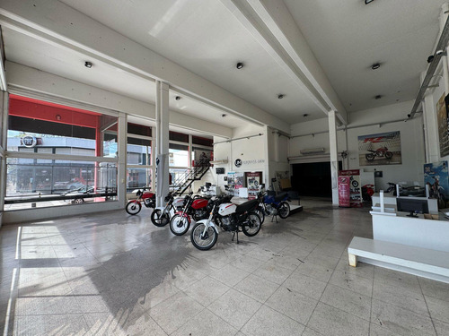 Local Industrial / Comercial 280 M² Zona Unlam - San Justo