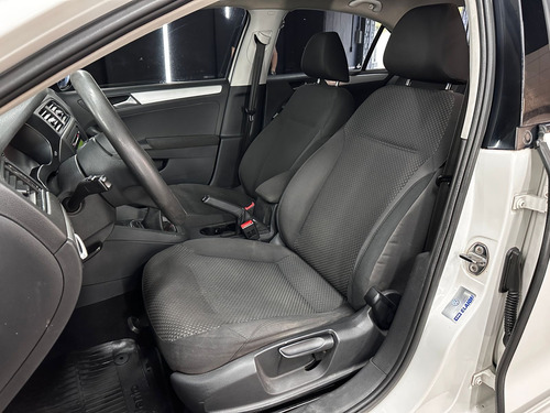 Volkswagen Vento 2.0 TDI ADVANCE L11