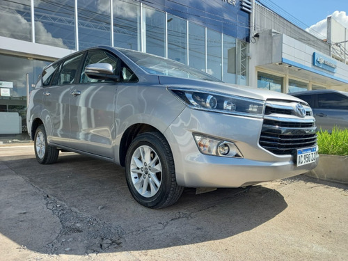 Toyota Innova 2018 Srv