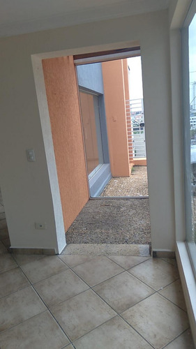 Salas Comerciais - Ref: L5485