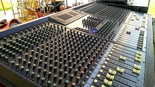 Mesa De Som Yamaha Ga32/12