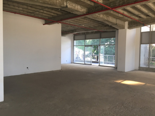 Imagen 3 de 11 de Local Comercial Alquiler Con Terraza Santa Paula Vip Santa Paula Fernando Bethke
