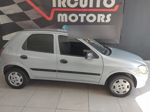 Imagem 3 de 10 de Chevrolet Celta Spirit