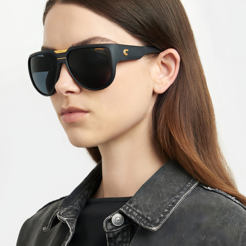 Lentes De Sol Carrera Flaglab 13 Unisex 20538300362ir Color de la lente Gris Color de la varilla Negro/Dorado Color del armazón Negro mate/Dorado Diseño Ocean