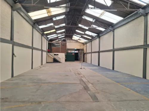 Bodega Con Local En Arriendo, Engativa
