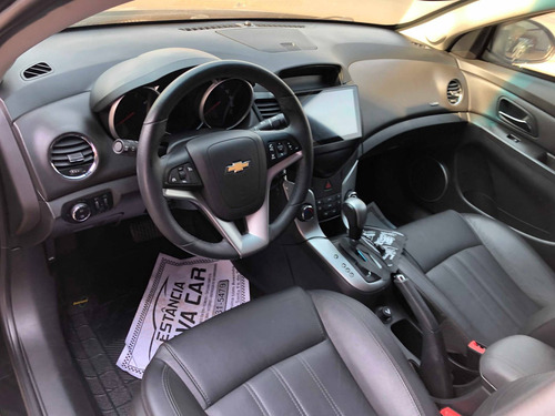 Imagem 9 de 13 de Chevrolet Cruze 1.8 Lt 16v Flex 4p Automático