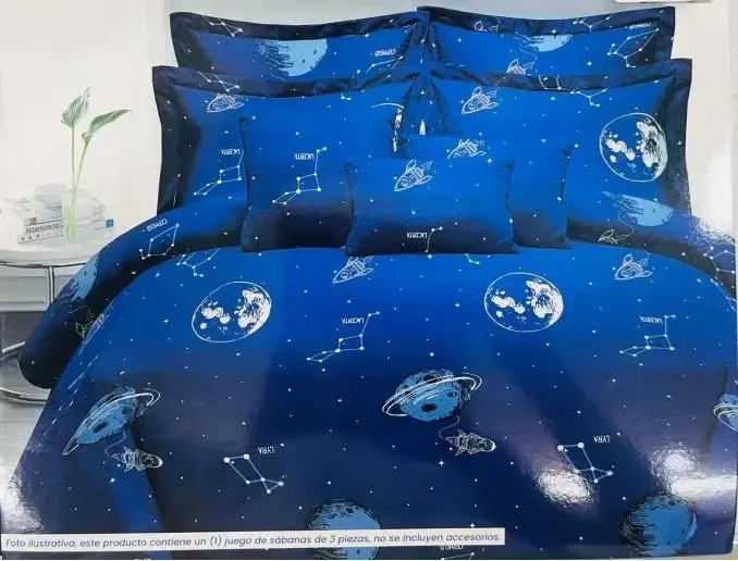 Juego Sabanas Estampa Infantil 1 1/2 Plaza City Blanco Color Azul Diseño De La Tela Galaxia