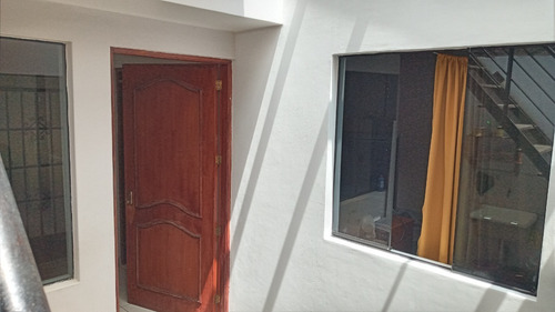 Imagen 6 de 13 de Se Vende Casa En Surco Viñedos Zona Tranquila