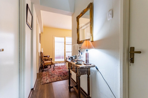 Calle Lastarria. Depto; Con Patio Propio. Ideal Para Airbnb