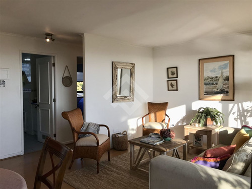Departamento En Venta De 2 Dorm. En Concón