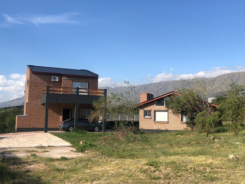 Casa Y Cabañas En Venta En Carpintería Merlo. A Estrenar